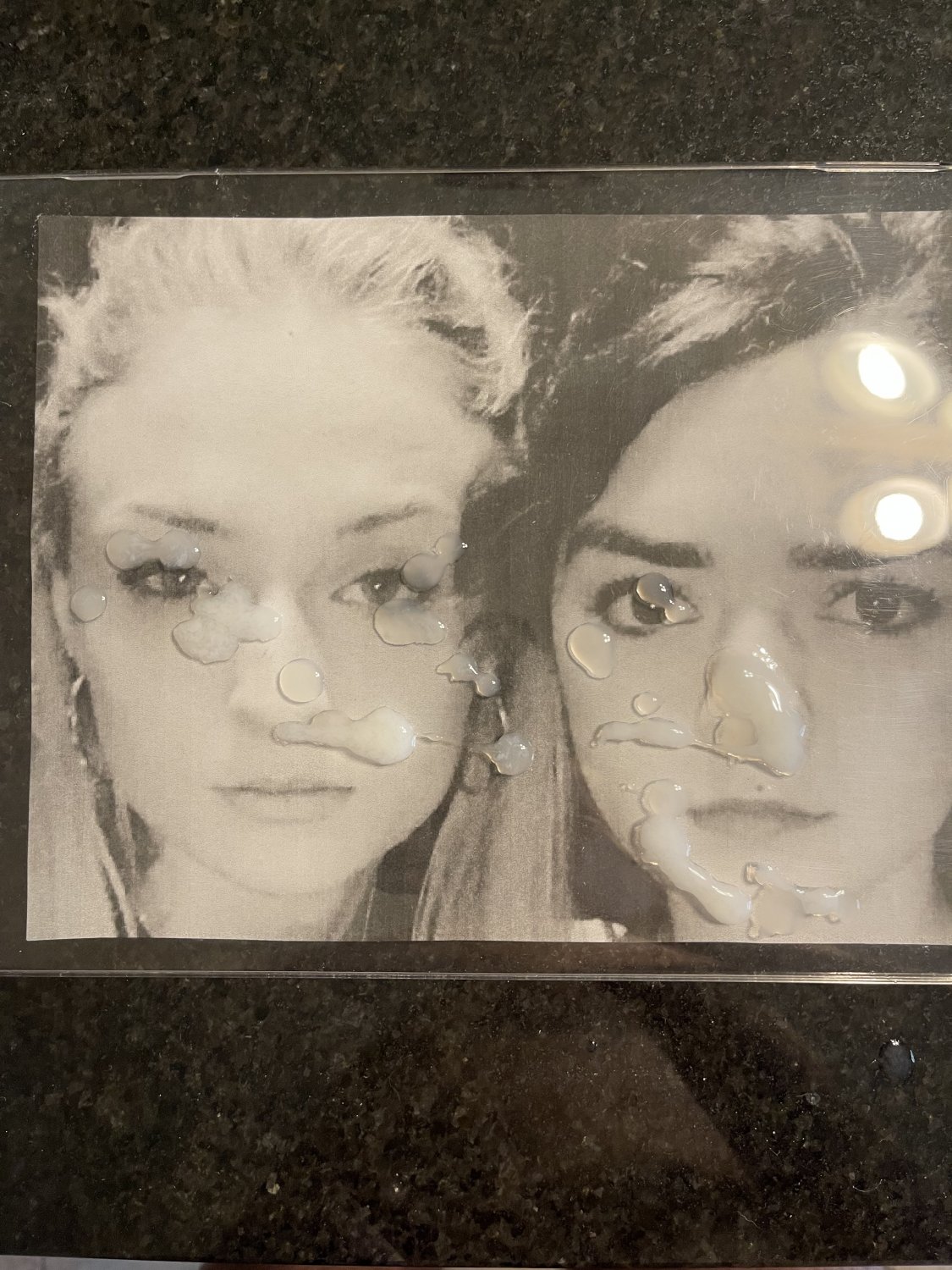 Sophie Turner and Maisie Williams Quick Cum Tribute (Came 2x) #IP0js5Mv