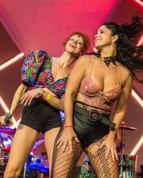 Samara Felippo #BawkM5CP