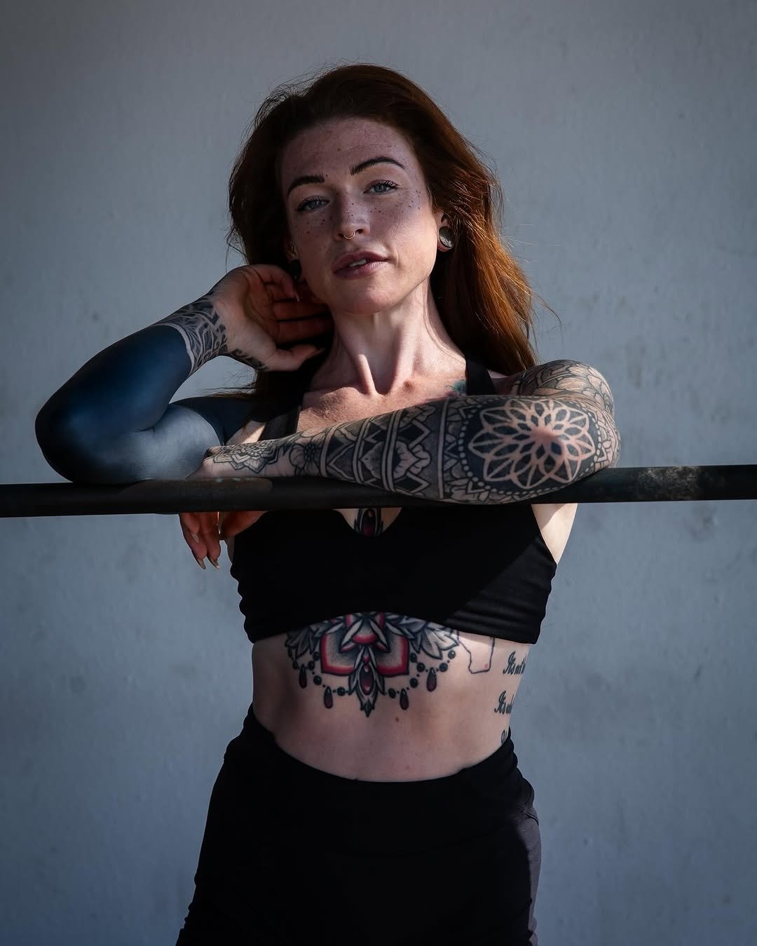 Fit redhead gets toned #Fm9Ygvdu