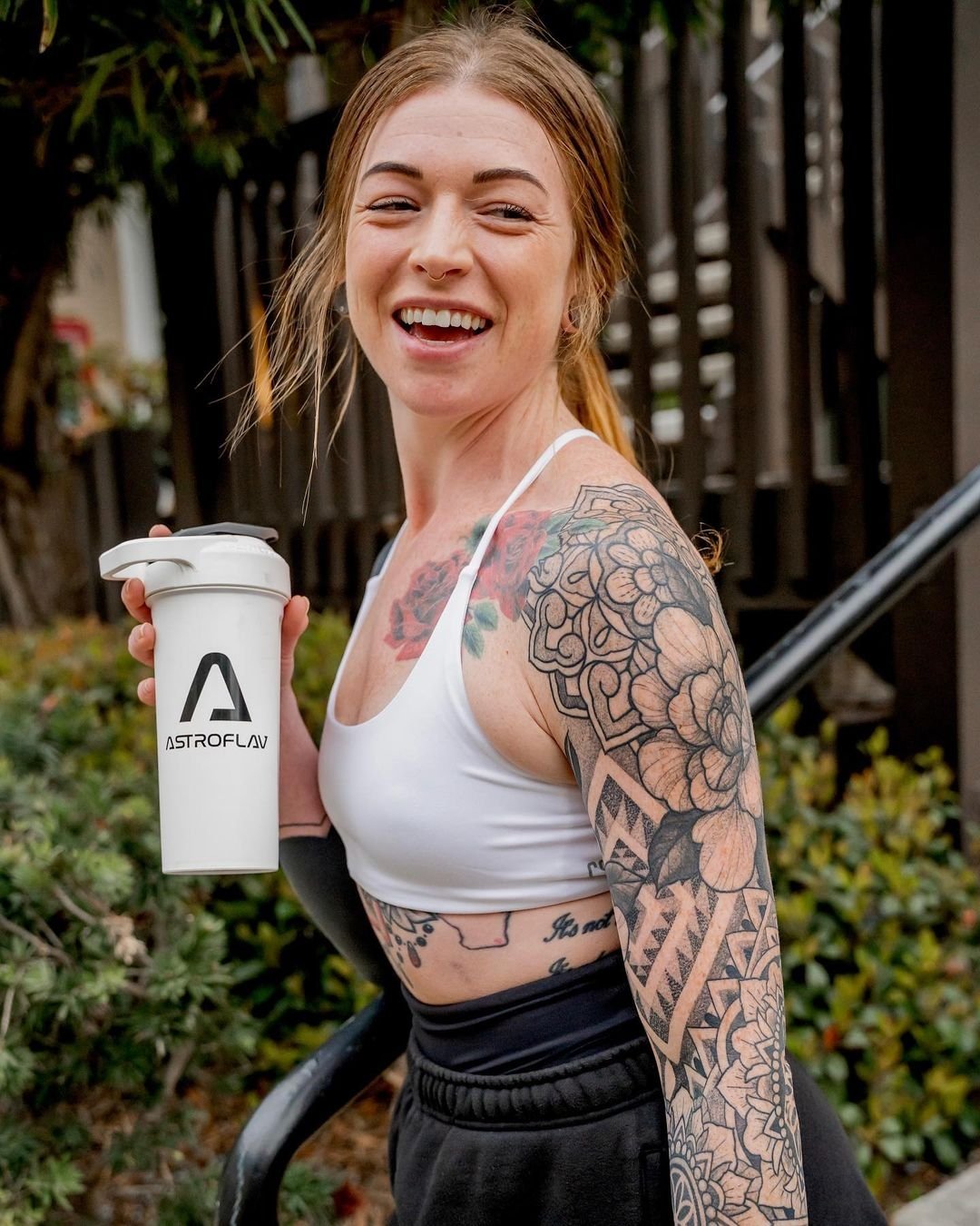 Fit redhead gets toned #aErkvXM8
