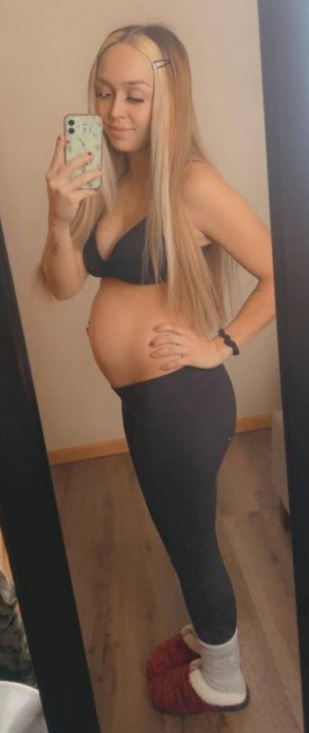 stunning blondy #WIKKncuk