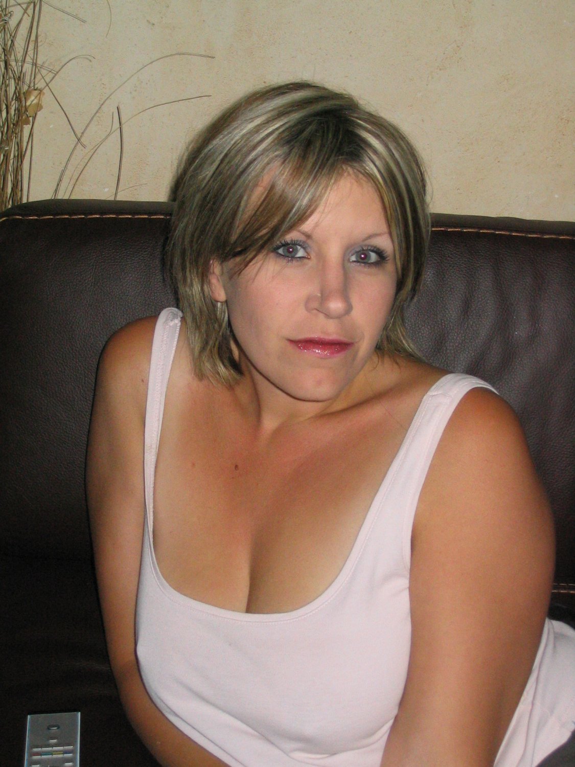 Blonde Milf #WrSYIrPd
